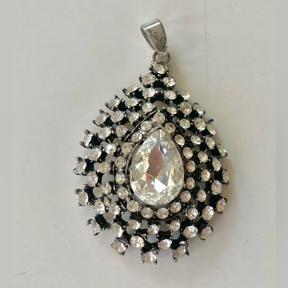 Large Teardrop Pendant